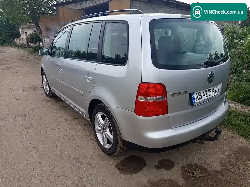 Volkswagen Touran 2005, фото з оголошення 2 з 7, VIN WVGZZZ1TZ5W185798