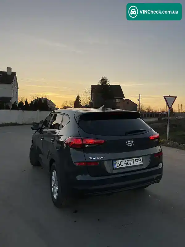 Hyundai Tucson 2018, фото з оголошення 2 з 20, VIN KM8J23A48KU919382