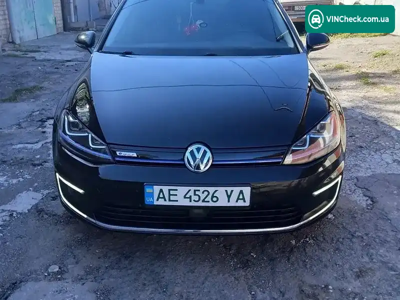 Volkswagen e-Golf 2015, фото з оголошення 1 з 4, VIN WVWZZZAUZGW902051