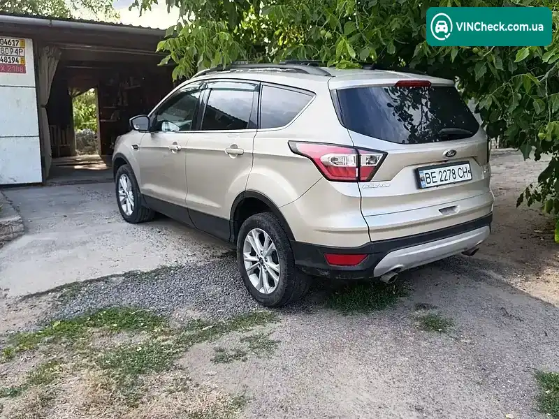 Ford Escape 2017, фото з оголошення 1 з 11, VIN 1FMCU9GDXHUC71081