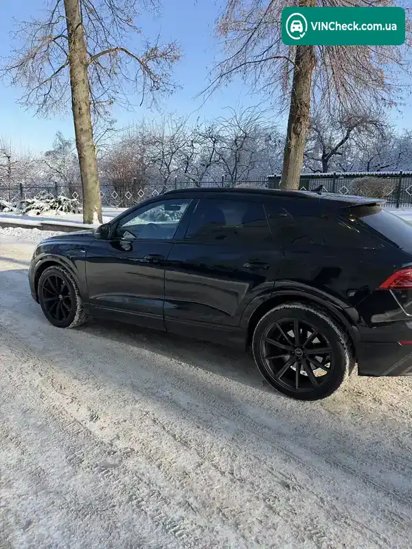 Audi Q8 2023, фото з оголошення 2 з 21, VIN WAUZZZF1XPD037025