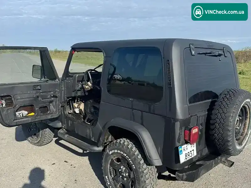 Jeep Wrangler 1992, фото з оголошення 2 з 9, VIN 2J4FY19P5NJ632826