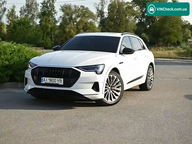 Audi e-tron 2019, фото з оголошення 1 з 20, VIN WA1VAAGE9KB010408