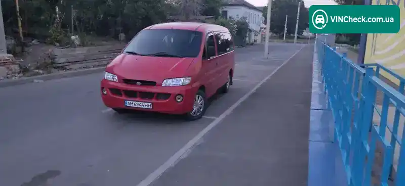 Hyundai H 200 2000, фото з оголошення 2 з 10, VIN KMJWVH7FPYU206831