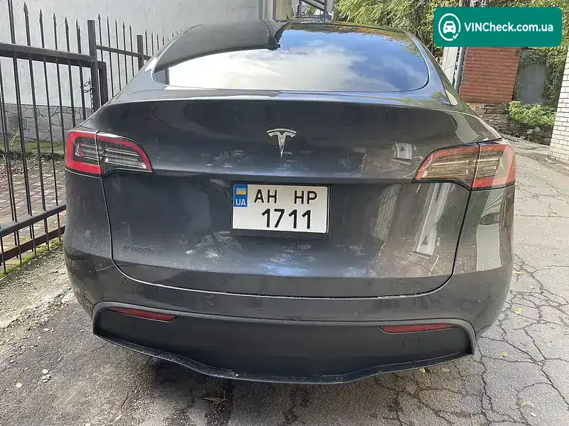 Tesla Model Y 2020, фото з оголошення 2 з 10, VIN 5YJYGDEE2LF045621