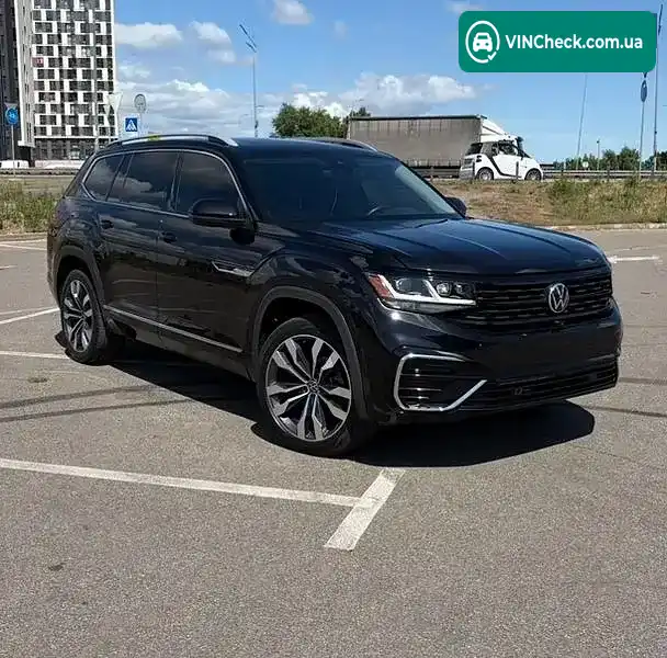 Volkswagen Atlas 2021, фото з оголошення 1 з 20, VIN 1V2FR2CA6MC563315