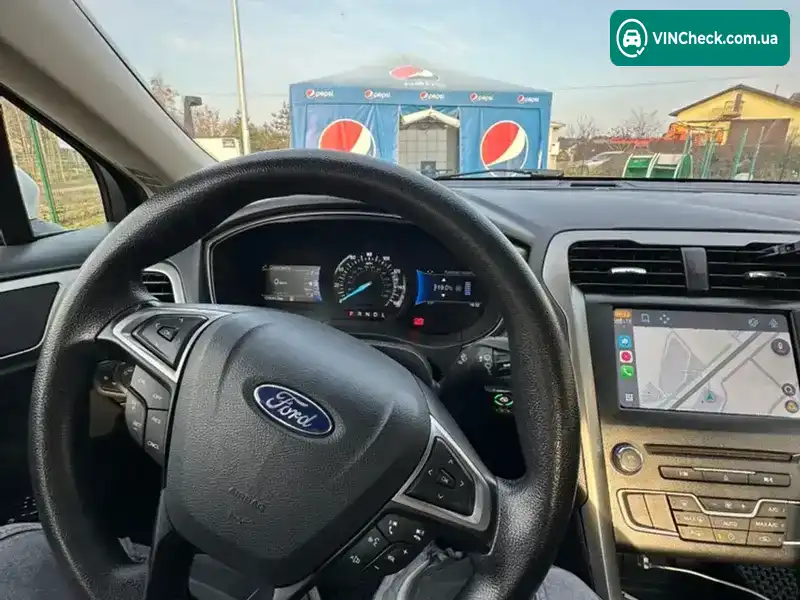 Ford Fusion 2017, фото з оголошення 2 з 20, VIN 3FA6P0H78HR302855
