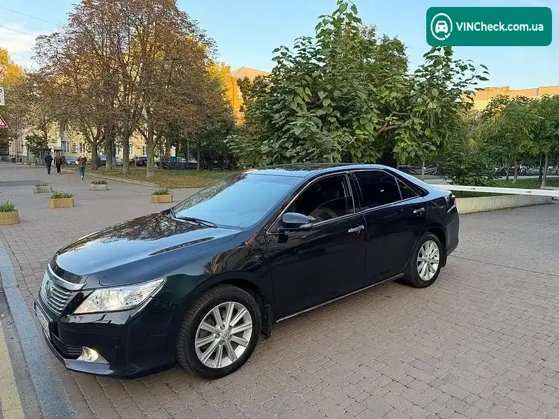 Toyota Camry 2011, фото з оголошення 2 з 19, VIN JTNBKYFK003001170
