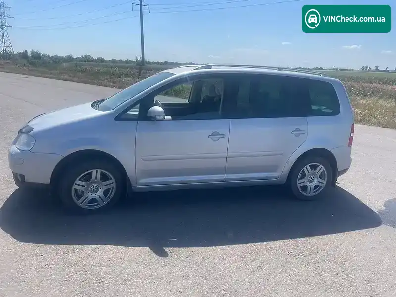 Volkswagen Touran 2006, фото з оголошення 2 з 11, VIN WVGZZZ1TZ6W206689