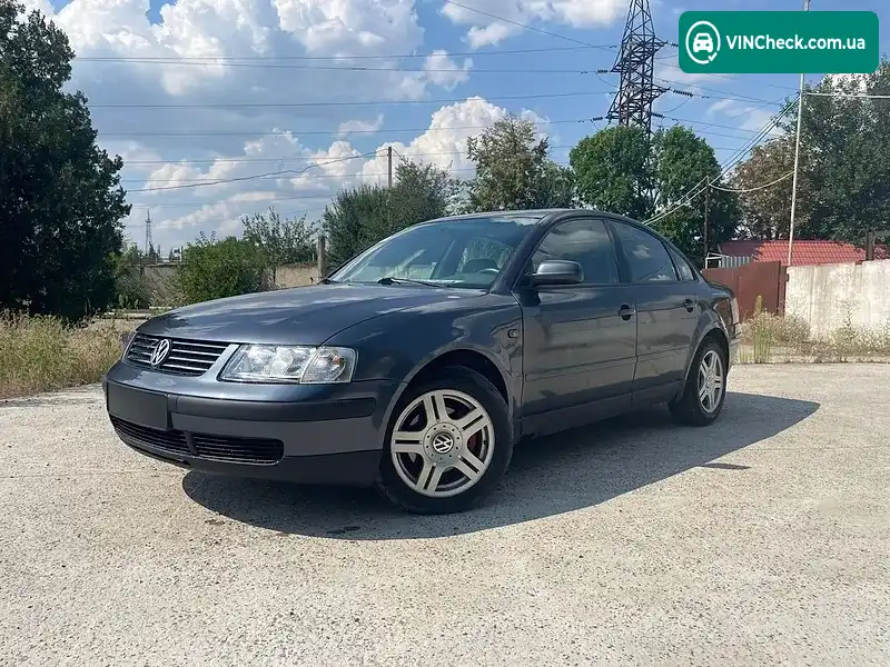 Volkswagen Passat 1999, фото з оголошення 1 з 13, VIN WVWMD23B0YP215959