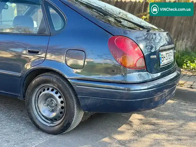 Toyota Corolla 2000, фото з оголошення 2 з 9, VIN SB164ZEB20E001173