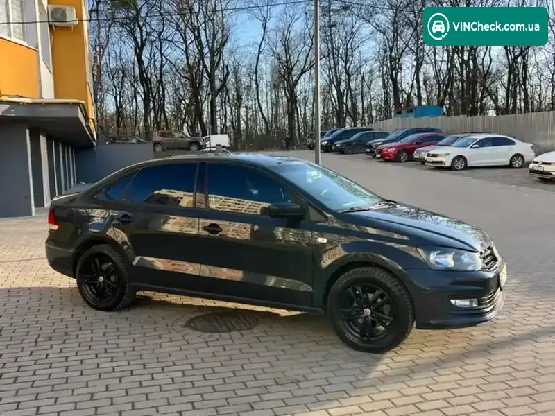 Volkswagen Polo 2017, фото з оголошення 1 з 10, VIN XW8ZZZ61ZHG037316