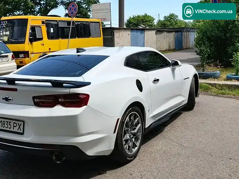 Chevrolet Camaro 2019, фото з оголошення 2 з 20, VIN 1G1FB1RX8L0100399