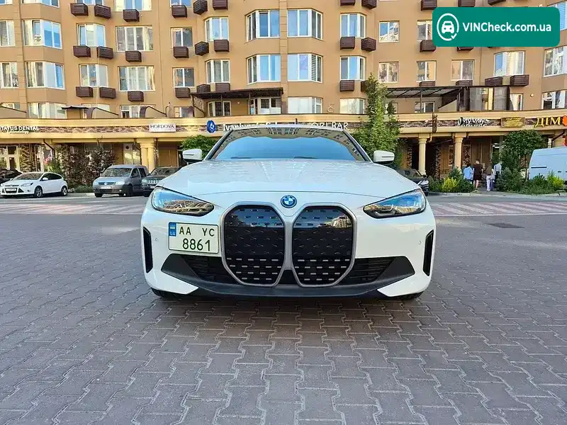 BMW i4 2023, фото з оголошення 2 з 20, VIN WBY43AW05PFP43720