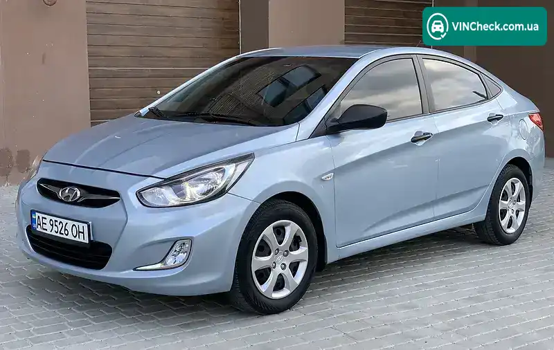 Hyundai Accent 2013, фото з оголошення 2 з 9, VIN Z94CT41CBDR229666