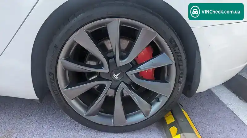 Tesla Model 3 2020, фото з оголошення 2 з 21, VIN 5YJ3E7EC6LF730947