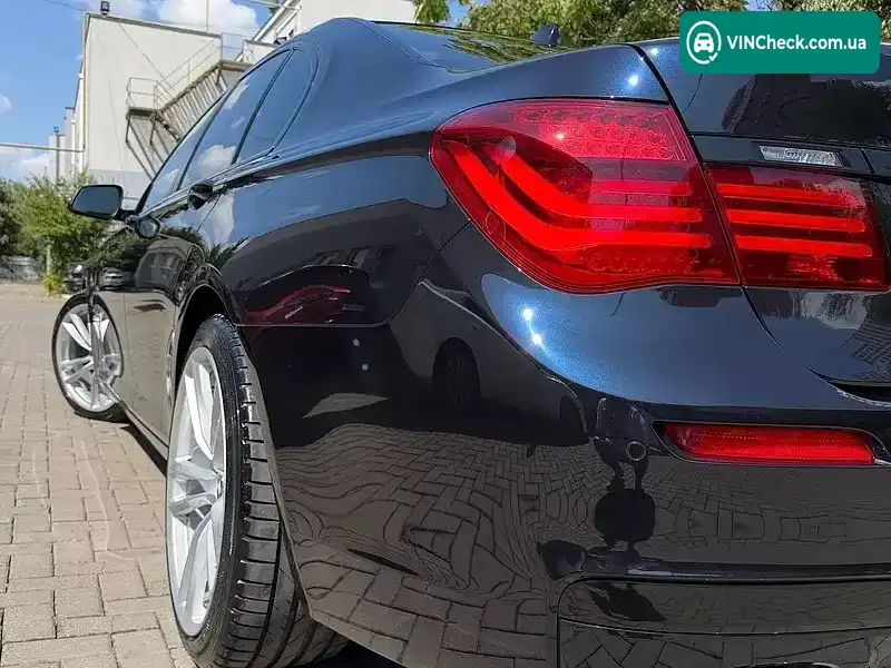 BMW 7 Series 2013, фото з оголошення 2 з 20, VIN WBAYC41010DZ75127