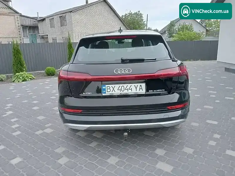 Audi e-tron 2022, фото з оголошення 2 з 20, VIN WAUZZZGE2PB023522
