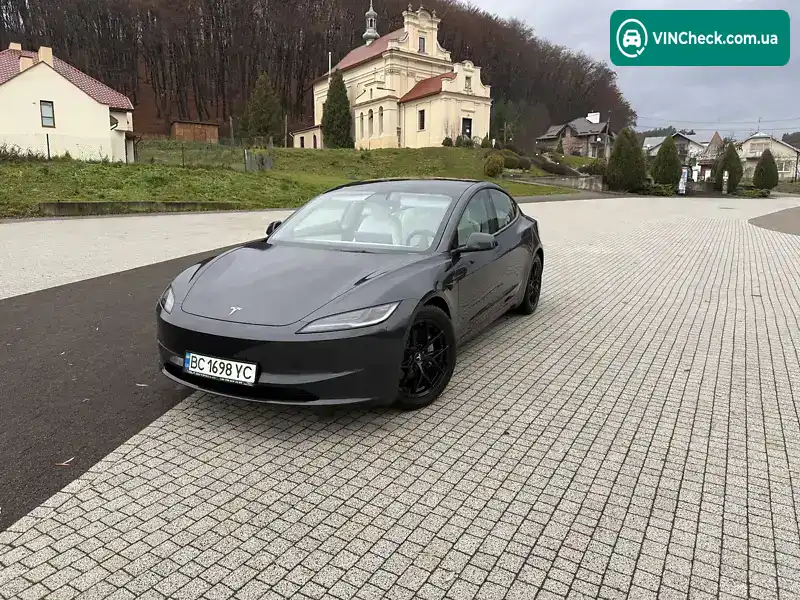 Tesla Model 3 2024, фото з оголошення 1 з 16, VIN 5YJ3E1EA5RF747615