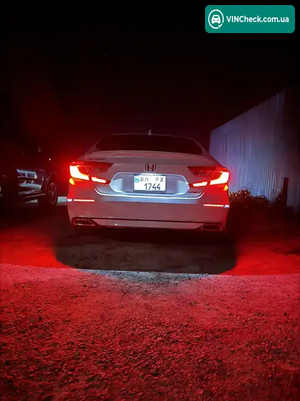 Honda Accord 2020, фото з оголошення 2 з 8, VIN 1HGCV1F34LA117411