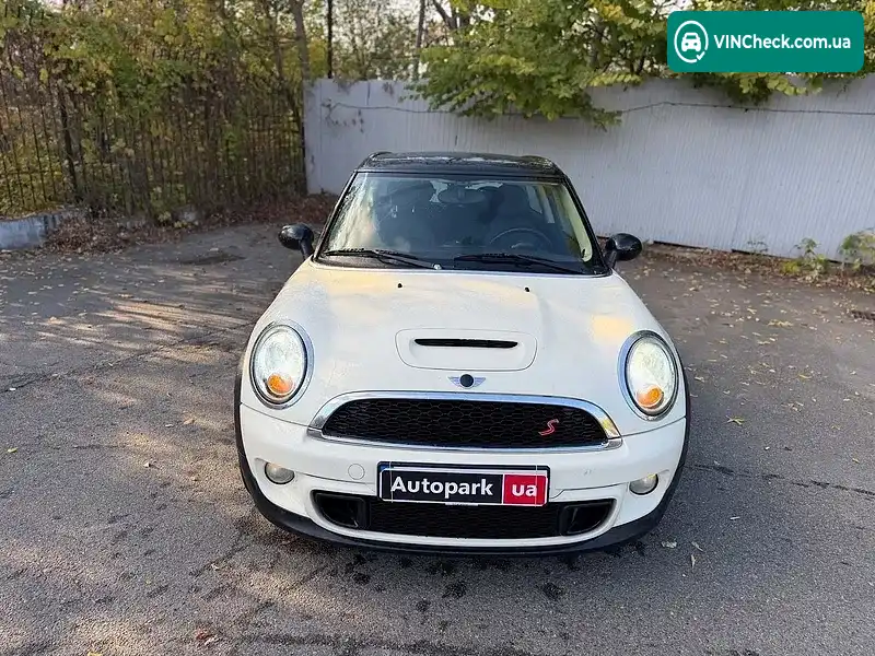 MINI Clubman 2011, фото з оголошення 2 з 20, VIN WMWZG3C54BTY36694