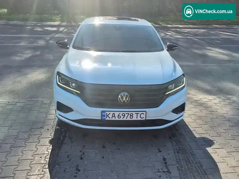 Volkswagen Passat 2021, фото з оголошення 1 з 21, VIN 1VWSA7A34NC000254
