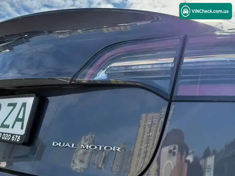Tesla Model 3 2018, фото з оголошення 2 з 20, VIN 5YJ3E1EB5JF068652