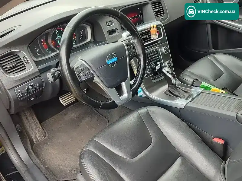 Volvo S60 2014, фото з оголошення 2 з 21, VIN YV126MFK7F2354998