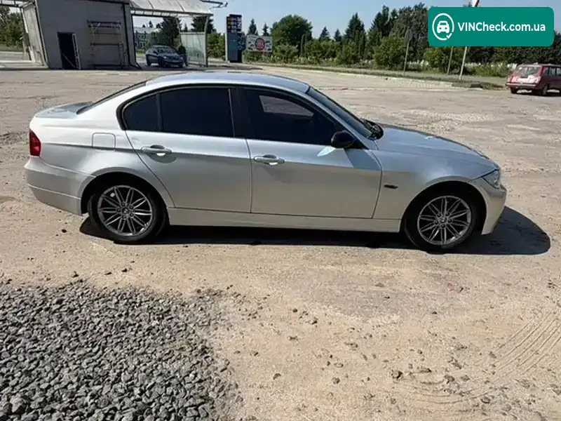 BMW 3 Series 2005, фото з оголошення 2 з 17, VIN WBAVC31040PY51008