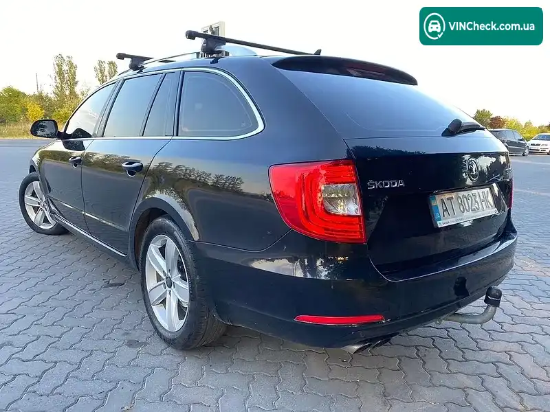 Skoda Superb 2014, фото з оголошення 2 з 17, VIN TMB1EC3T3E9044025