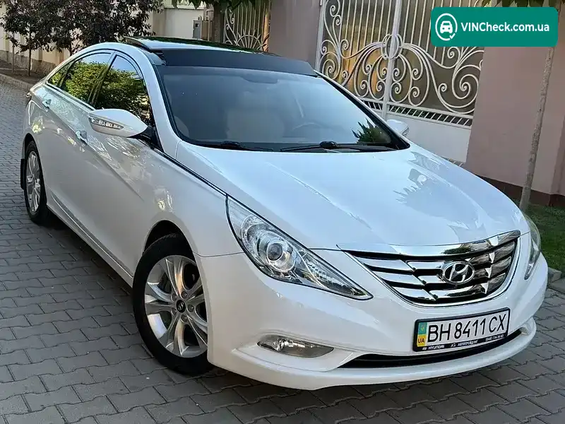 Hyundai Sonata 2010, фото з оголошення 2 з 20, VIN KMHEC41CBBA156857