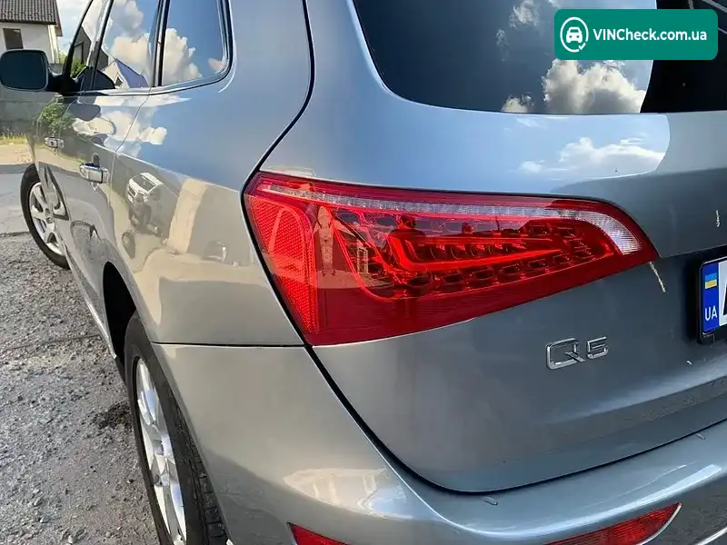 Audi Q5 2011, фото з оголошення 2 з 12, VIN WA1LFAFP7BA092303