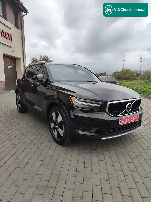 Volvo XC40 2019, фото з оголошення 2 з 20, VIN YV4162UK6K2130783