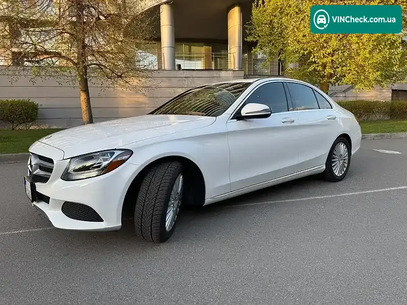 Mercedes-Benz C-Class 2018, фото з оголошення 2 з 14, VIN 55SWF4JB3JU273743