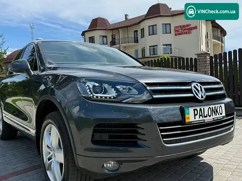 Volkswagen Touareg 2013, фото з оголошення 1 з 20, VIN WVGZZZ7PZED028142