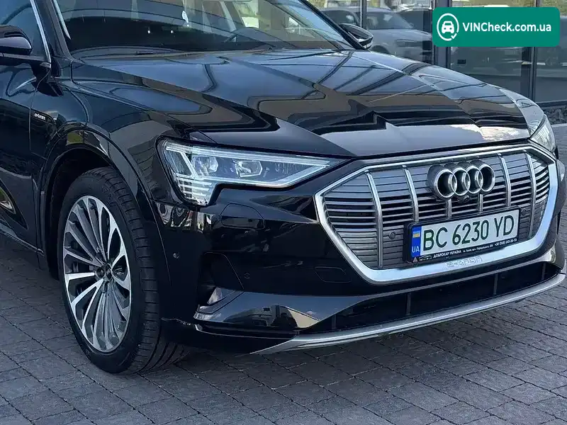 Audi e-tron 2021, фото з оголошення 2 з 21, VIN WAUZZZGE0NB015058