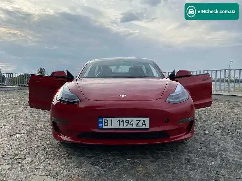 Tesla Model 3 2022, фото з оголошення 1 з 8, VIN 5YJ3E1EB7NF285917