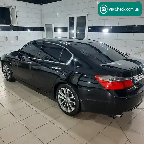Honda Accord 2014, фото з оголошення 2 з 18, VIN 1HGCR2F57FA026732