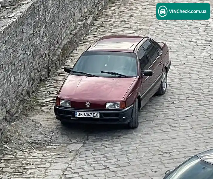 Volkswagen Passat 1992, фото з оголошення 1 з 3, VIN WVWZZZ31ZNB323028
