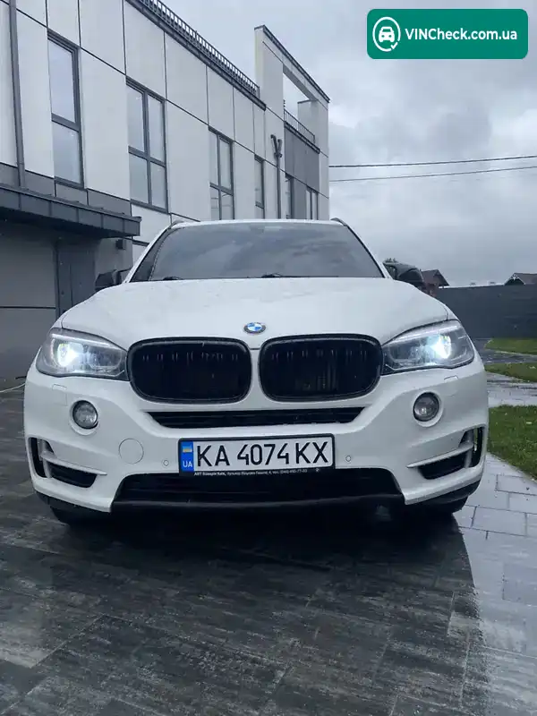BMW X5 2015, фото з оголошення 2 з 18, VIN WBALS010400K98944