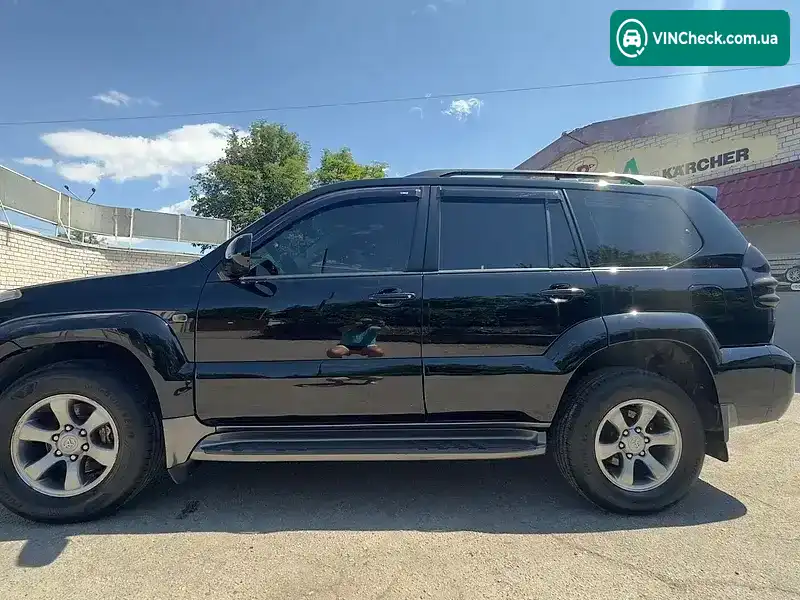 Toyota Land Cruiser 2006, фото з оголошення 2 з 19, VIN JTEBU29J905078747