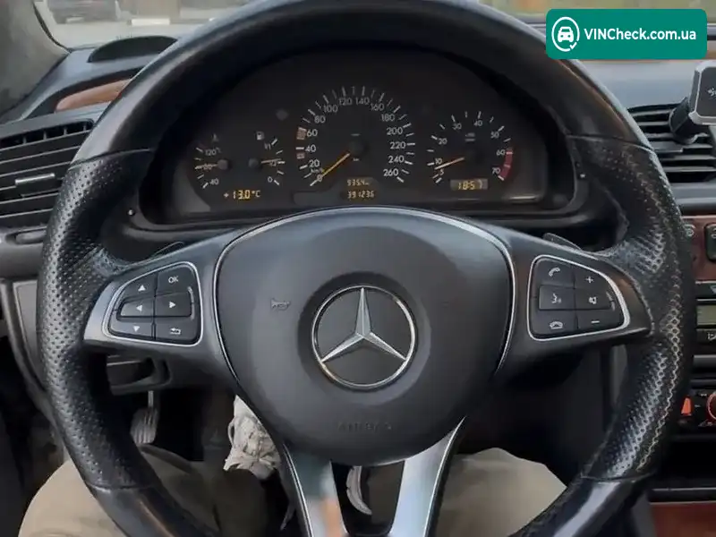 Mercedes-Benz CLK-Class 1999, фото з оголошення 2 з 12, VIN WDB2011221F210322
