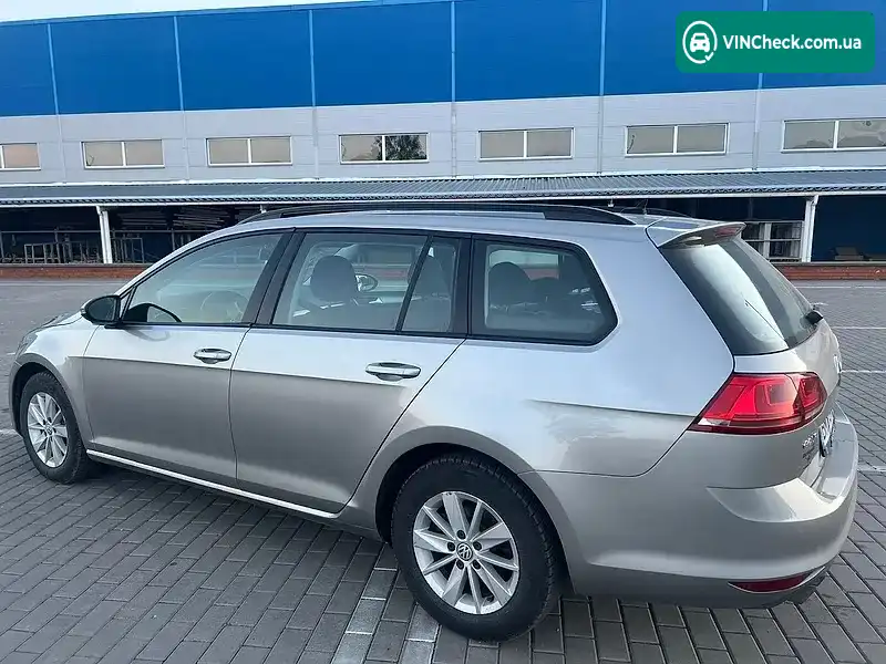 Volkswagen Golf 2016, фото з оголошення 2 з 20, VIN 3VWC17AU2HM504088
