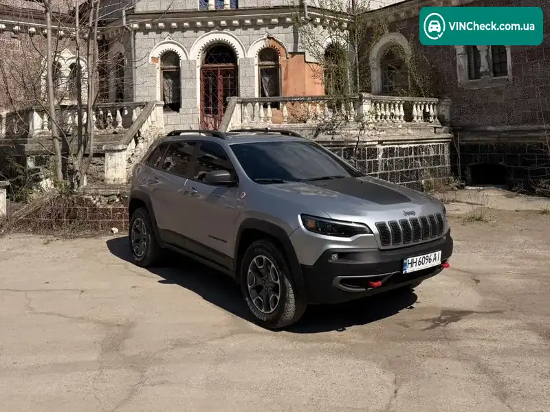 Jeep Cherokee 2021, фото з оголошення 1 з 10, VIN 1C4PJMBX7MD216519