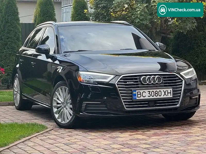 Audi A3 2018, фото з оголошення 2 з 20, VIN WAUTPBFF5JA113967