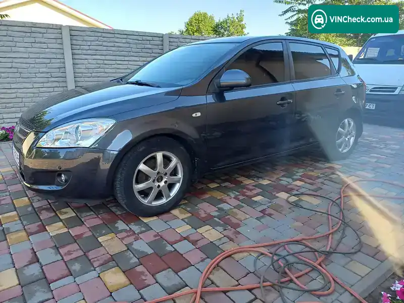 Kia Ceed 2008, фото з оголошення 1 з 15, VIN U5YFF24238L110469