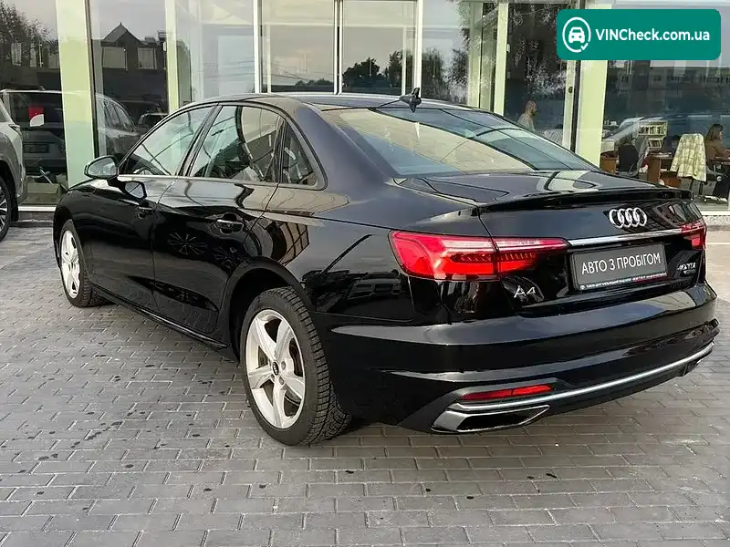 Audi A4 2021, фото з оголошення 2 з 10, VIN WAUZZZF46MN011120