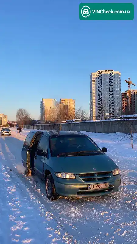 Dodge Grand Caravan 1996, фото з оголошення 1 з 7, VIN 1B4GP44R7TB305558