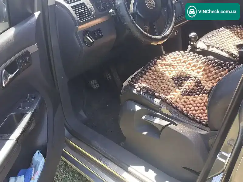 Volkswagen Touran 2004, фото з оголошення 2 з 9, VIN WVGZZZ1TZ4W166865