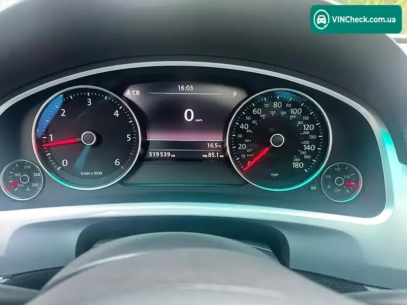 Volkswagen Touareg 2011, фото з оголошення 2 з 20, VIN WVGFK9BP3CD000487